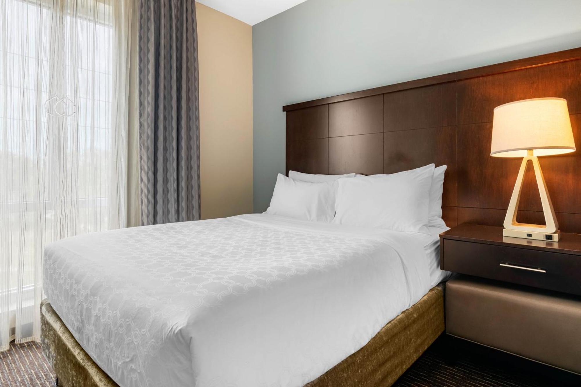 Staybridge Suites St. Petersburg Fl By Ihg Екстер'єр фото